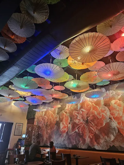 CZEN Restaurant Picture 2