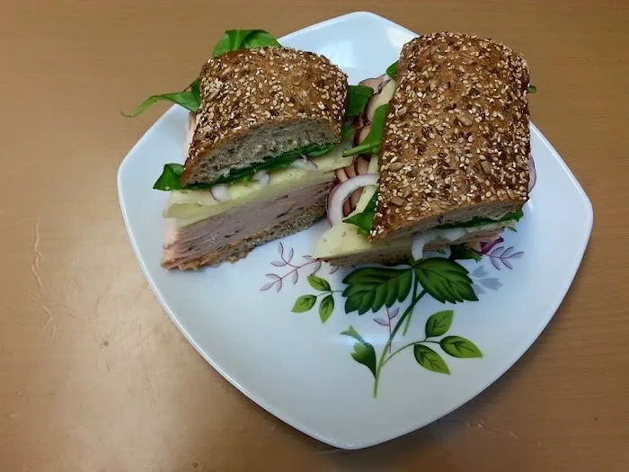 NewBlondie Gourmet deli Picture 2