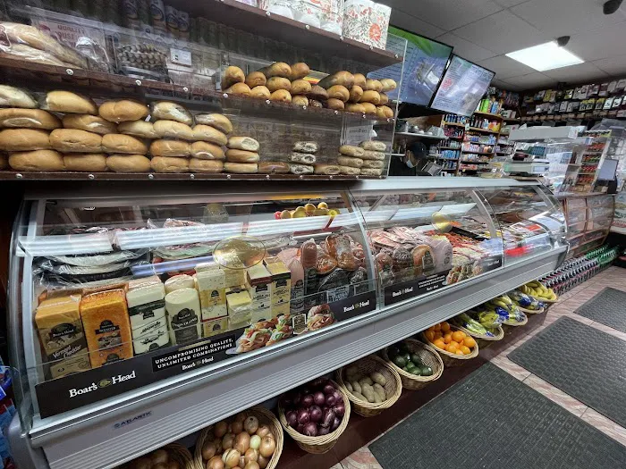 NewBlondie Gourmet deli Picture 10