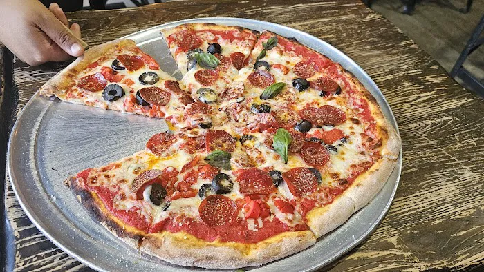 Uncle Frankie's Pizza Picture 5
