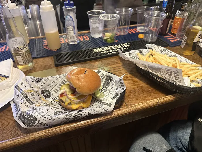 Burger Joint Industry City Picture 8