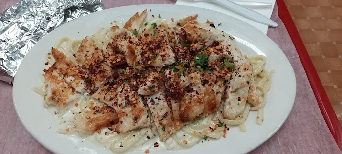 Geo's Pizzeria & Restaurant Picture 2