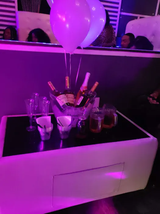 BLEND LOUNGE Picture 5
