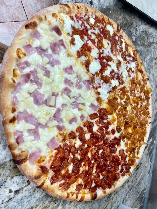 Domenick's Pizza Picture 10
