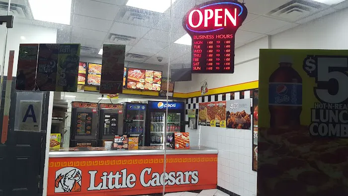 Little Caesars Pizza Picture 8