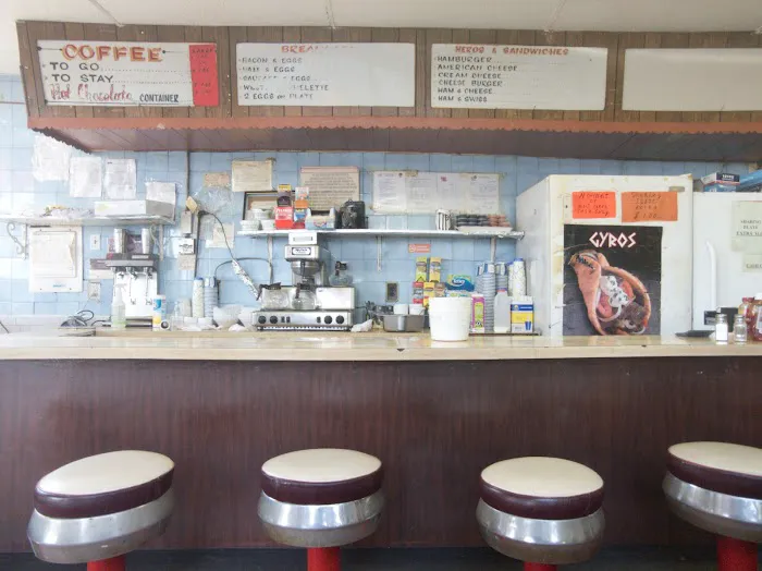 Taste Of The Town Diner Picture 2