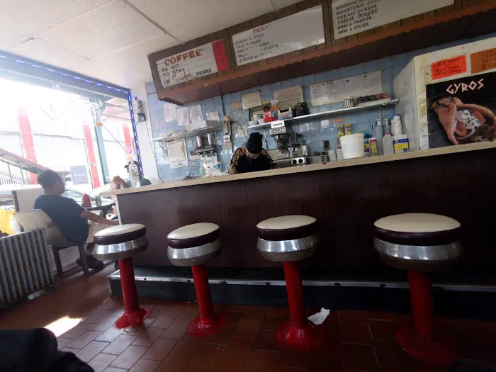 Taste Of The Town Diner Picture 5