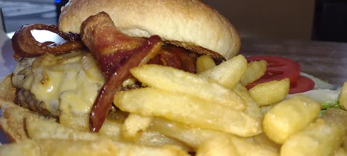 Taste Of The Town Diner Picture 1