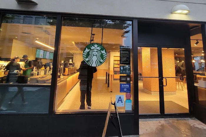Starbucks Picture 6