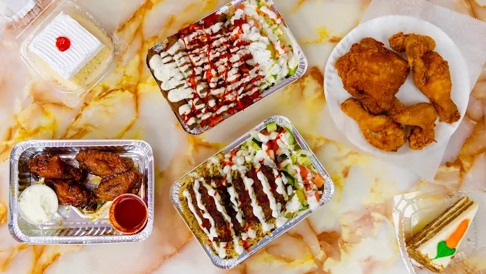 Crispy fried chicken & gyros Picture 9