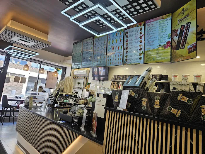 Bora Bora Smoothie Cafe - Jamaica Queens Picture 1