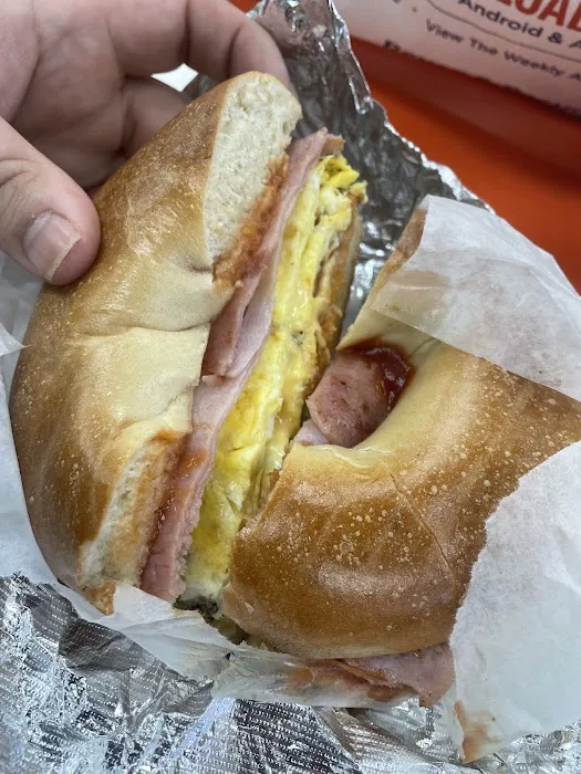 Gourmet Bagel Deli Picture 2