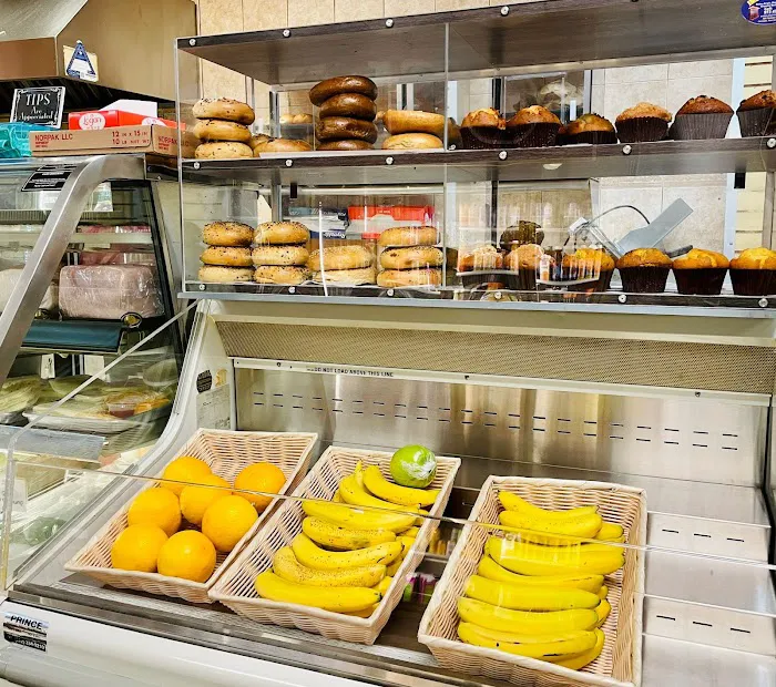 Gourmet Bagel Deli Picture 10