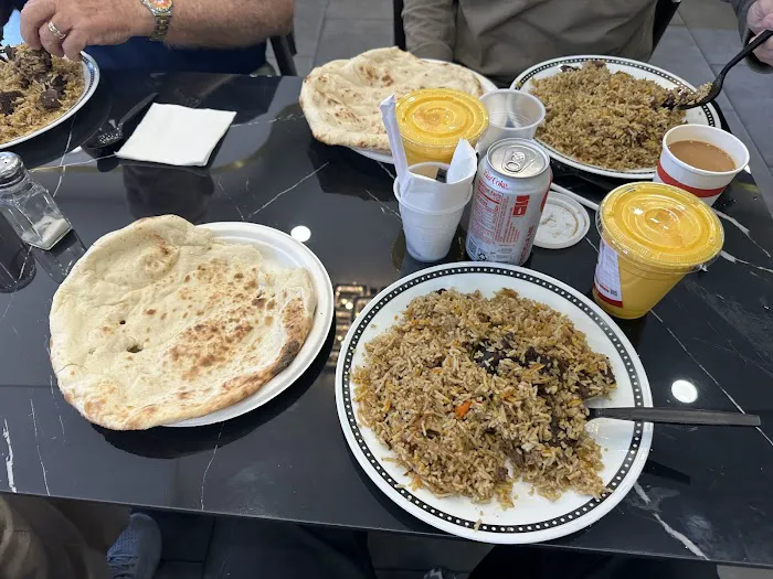 AL Aqsa Restaurant | Halal Food in Jamaica Picture 3