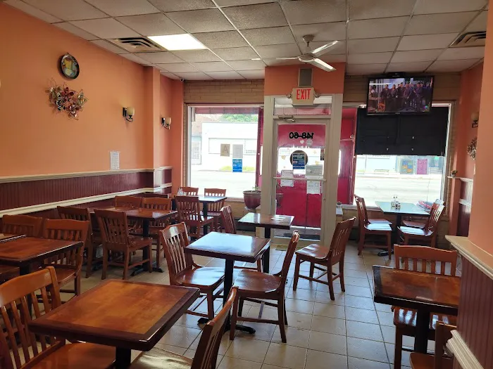 El Comal Pupuseria Picture 10