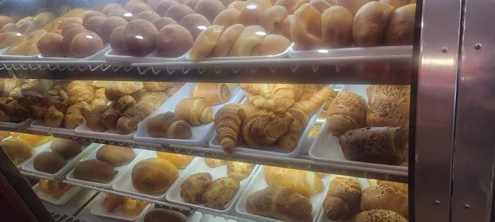 Punto Rojo Bakery Queens Picture 7