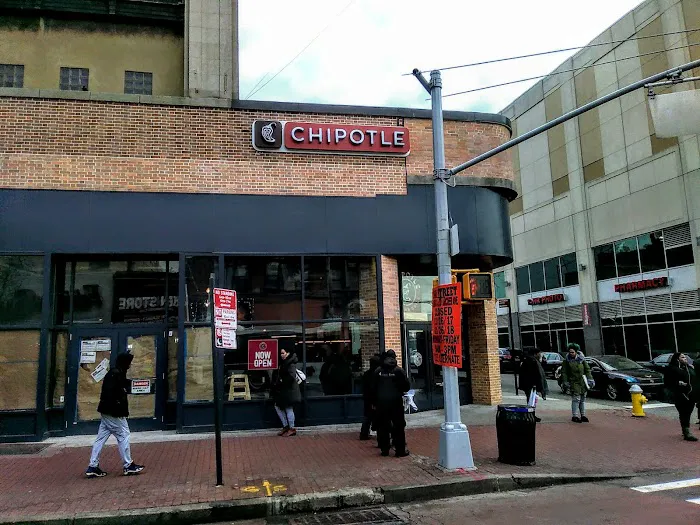 Chipotle Mexican Grill Picture 8