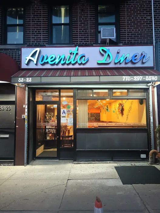 Avenita Diner Picture 7