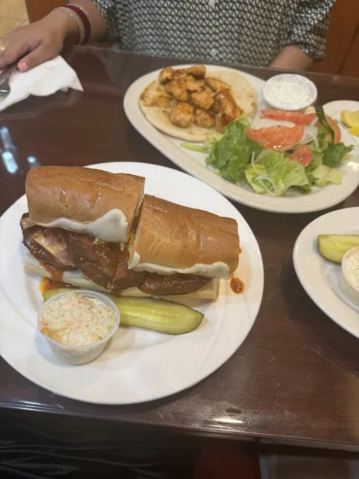 Avenita Diner Picture 1