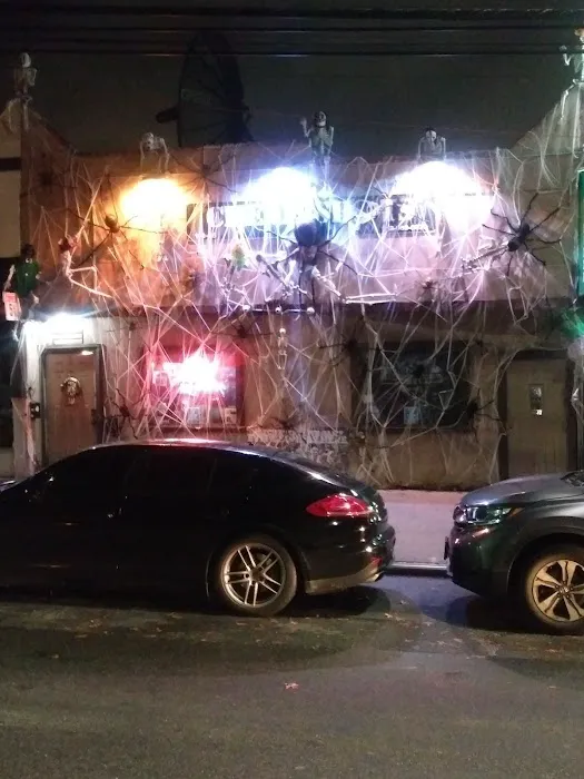 Cheap Shots Sports Bar & Lounge Picture 2