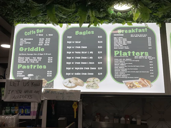Jamaica Famous Deli Juice Bar Picture 9