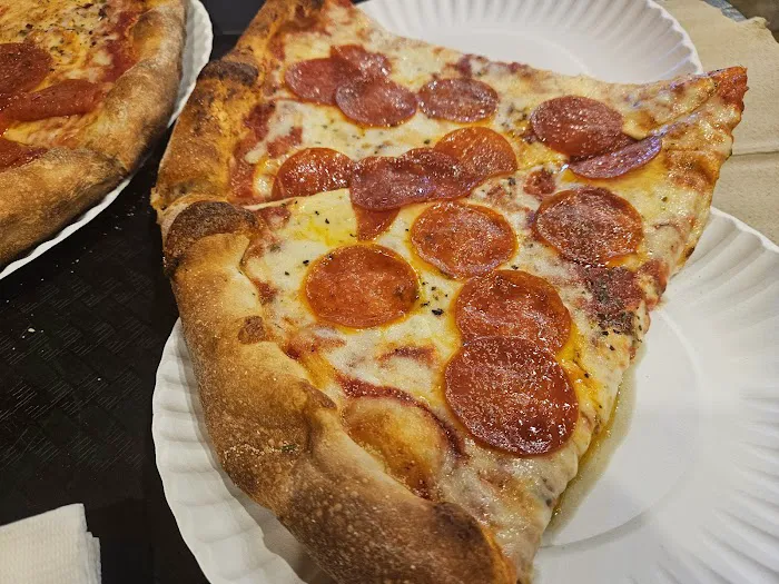 Romeo's Pizzeria Picture 10