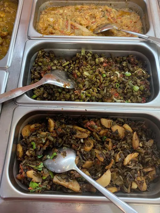 Farieda's Dhal Puri Hut Picture 5
