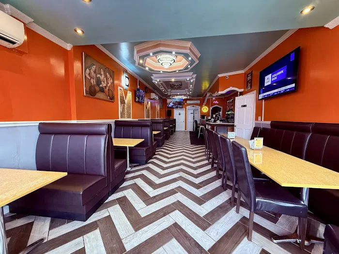 3M Bar and Grill Picture 9