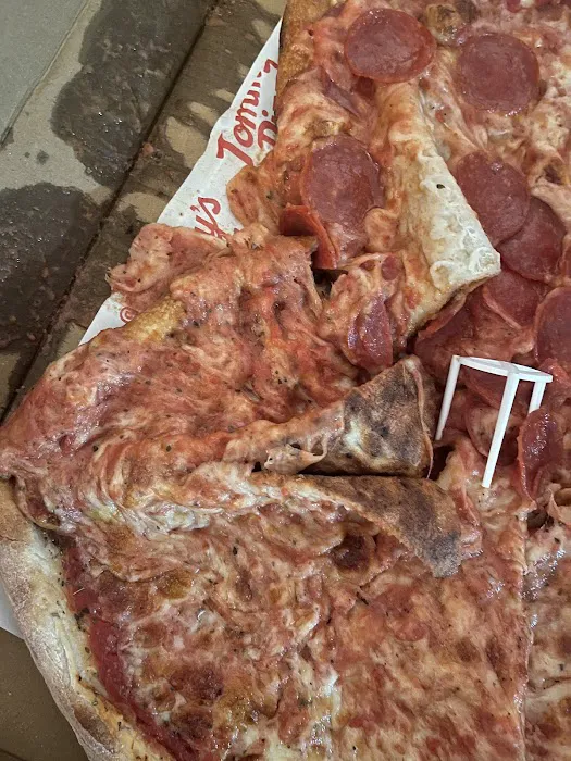 Tommy's Pizza Picture 5