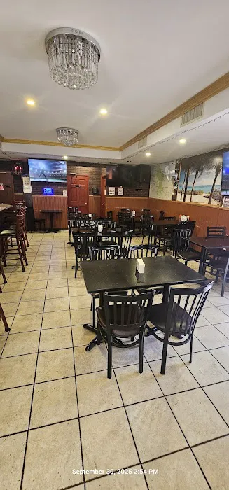 New Thriving Restaurant Picture 1
