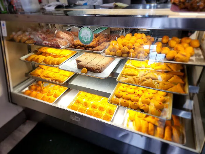 Bigwell Bakery and Halal Restuarant Picture 9