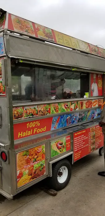 QHC Halal Cart Food Picture 3