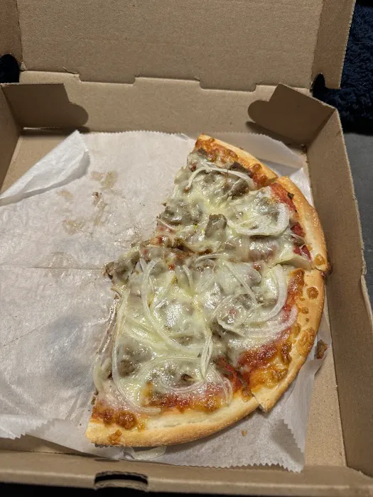 Bellerose Famous Pizza- Main Street Picture 6