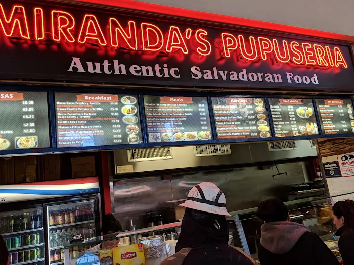 Miranda's Pupuseria Picture 8