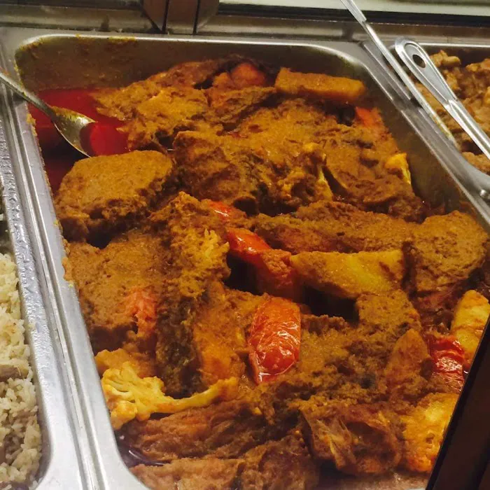 Prince Restaurant and Sweets (AKA Hajir Biriyani) Picture 4