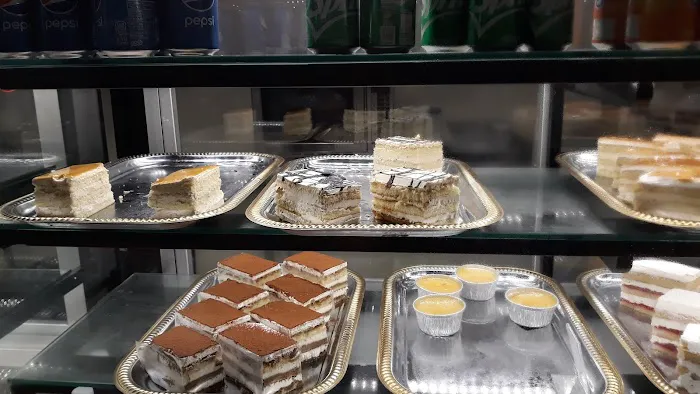 Mannan Bakery and Restaurant Picture 4