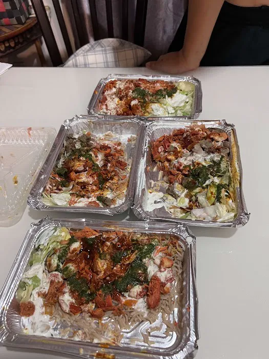 Shah’s Halal Food Picture 4
