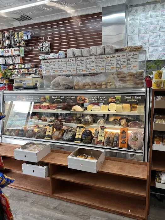 Double J Deli Picture 5