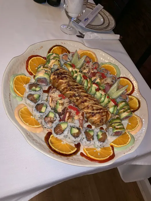 Sushi kingdom & Asian Fusion Picture 9