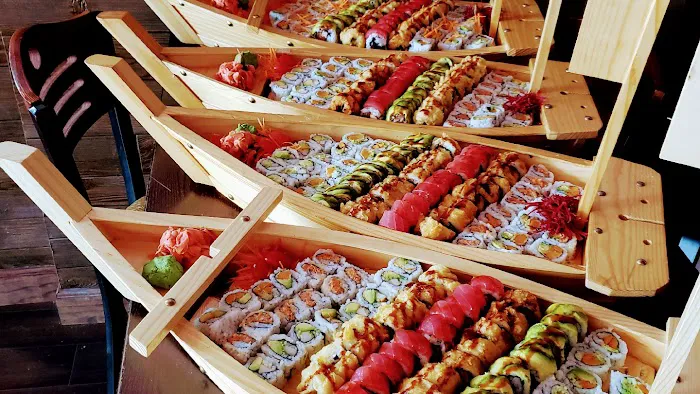 Sushi kingdom & Asian Fusion Picture 6
