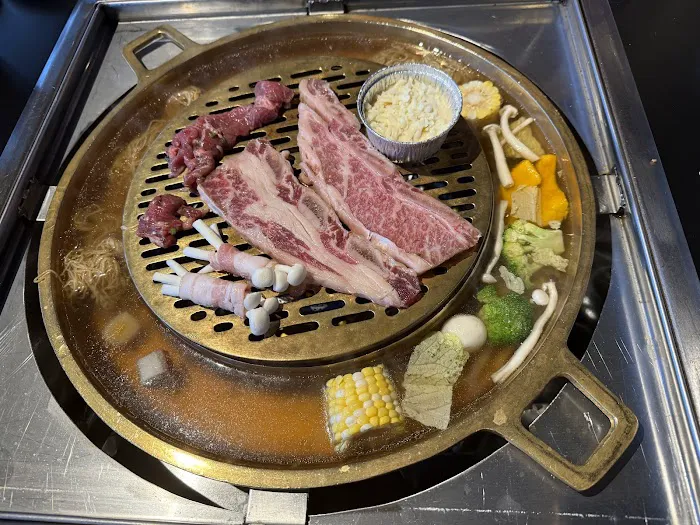 Boon Dee Moo Ka Ta Thai B.B.Q. Picture 5