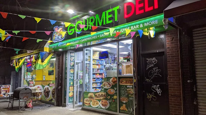 JFK GOURMET DELI Picture 3