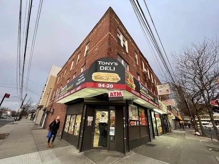 Tony's Jamaica Market Picture 2