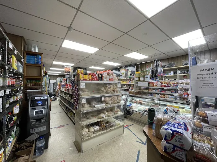 Tony's Jamaica Market Picture 7