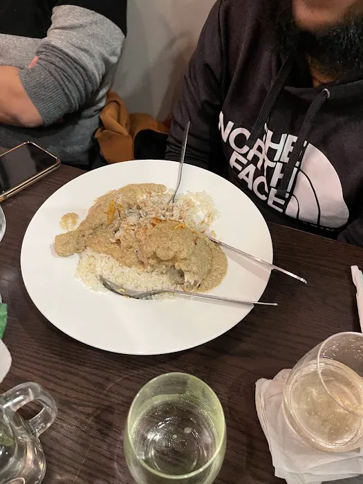 Halal Dynasty Restaurant Picture 3