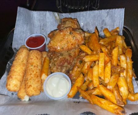Halo Kitchen & Lounge