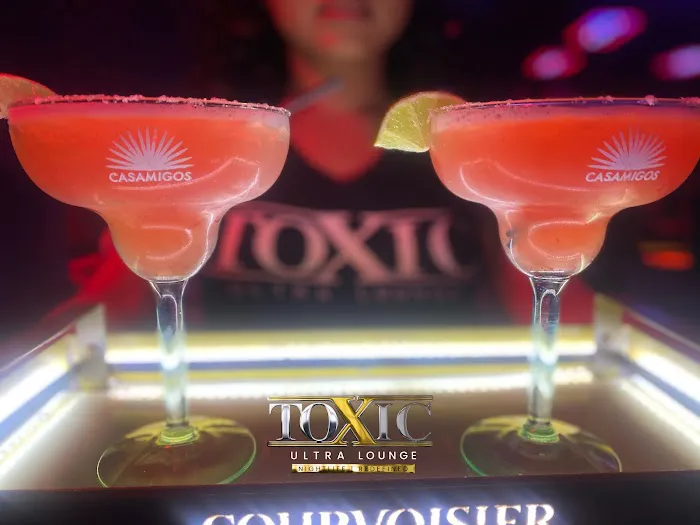 Toxic Ultra Lounge Picture 1