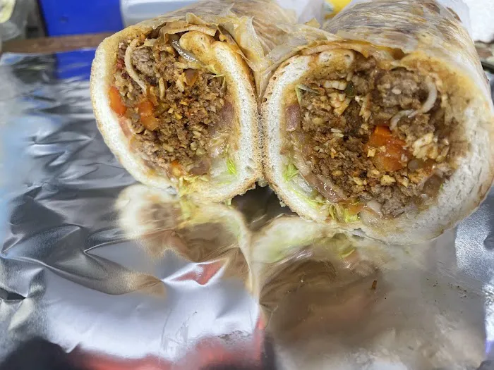 144 Deli Picture 6