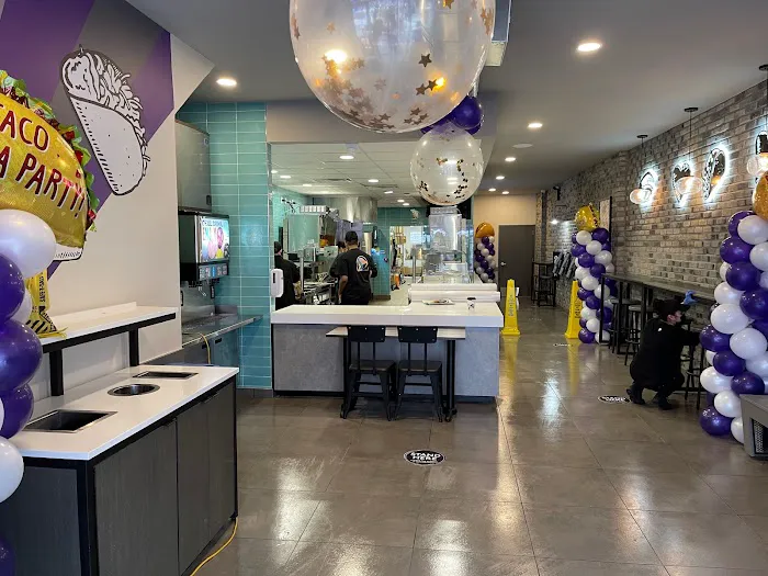 Taco Bell Picture 10