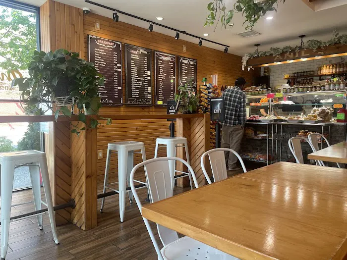 Anil's Roti Shop Picture 5